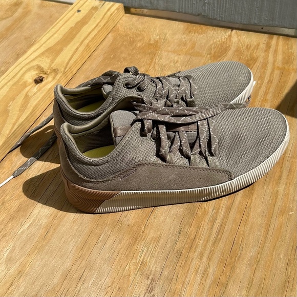 Sorel Out 'N About Plus Lace Waterproof Shoes Size 8 Pristine - Picture 5 of 5